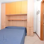 Villaggio Dei Fiori 아파트 *