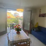 Villaggio Dei Fiori 아파트