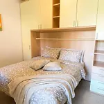 Villaggio Dei Fiori 아파트 *