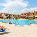 아파트 Villaggio Dei Fiori