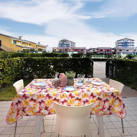 Villaggio Dei Fiori アパート